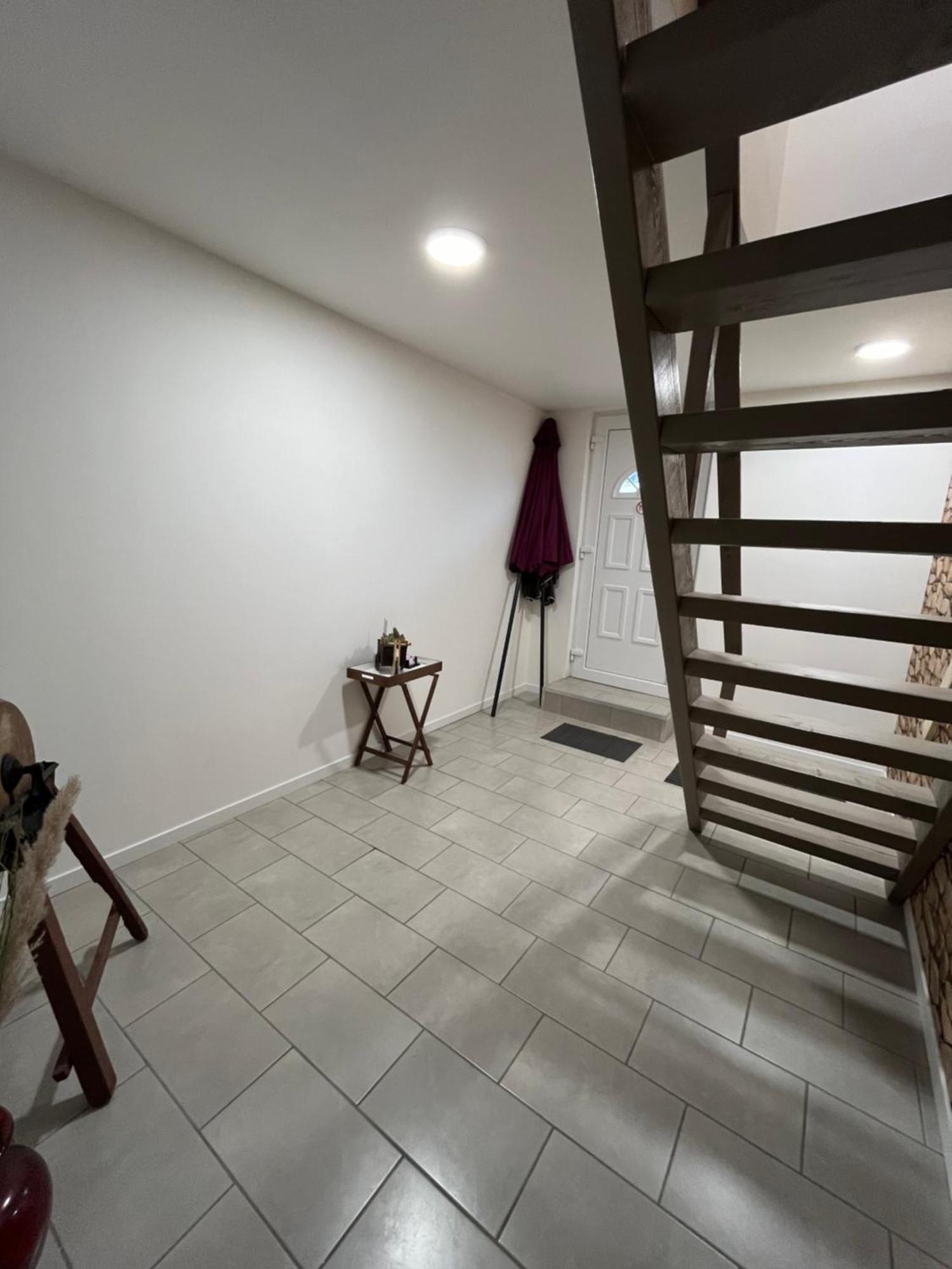 Apartment Gite1 Pour 6 Personnes Anneyron